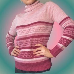 Vintage pink turtle neck
